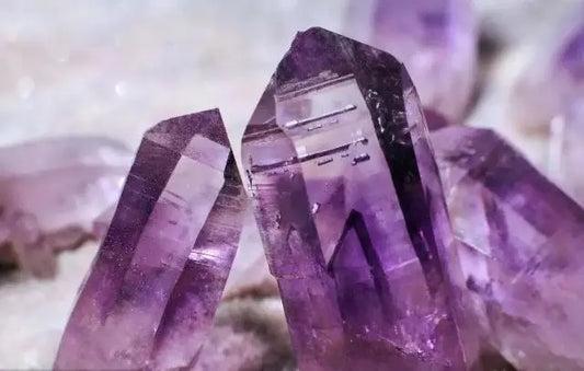 Embrace your fashion with the enigmatic charm of amethyst.