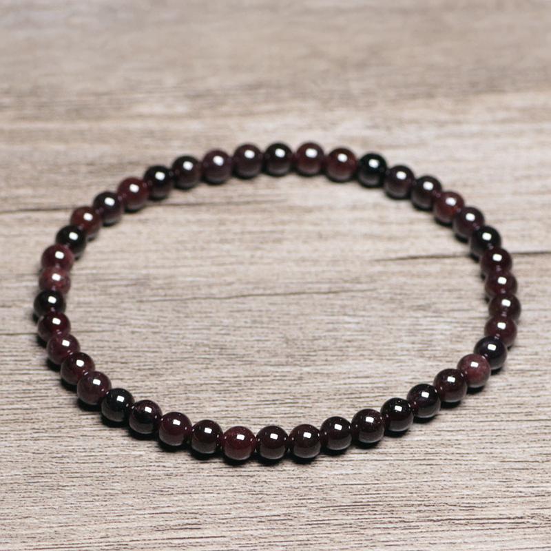 Garnet beaded bracelet